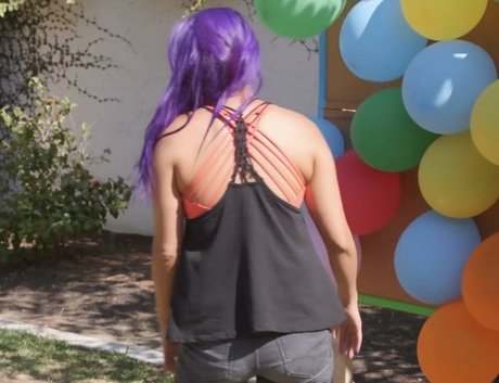 大きな乳首オンリーファンズ アートxxx 写真