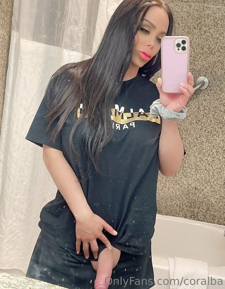 Coralba 素敵な女優 写真