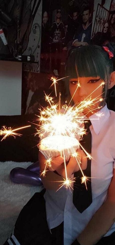 Nana Fadinha ヌードスター 写真