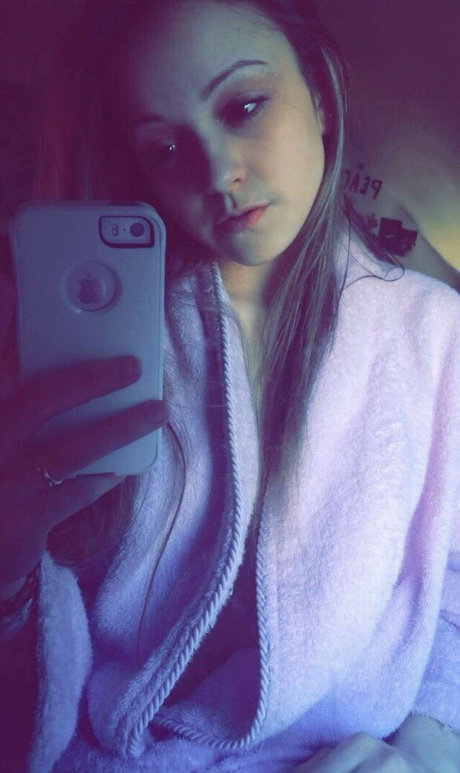 Silenced Hippie xxxスター 写真