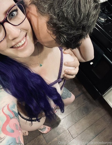 大きな乳首オンリーファンズ 美しいxxx 画像