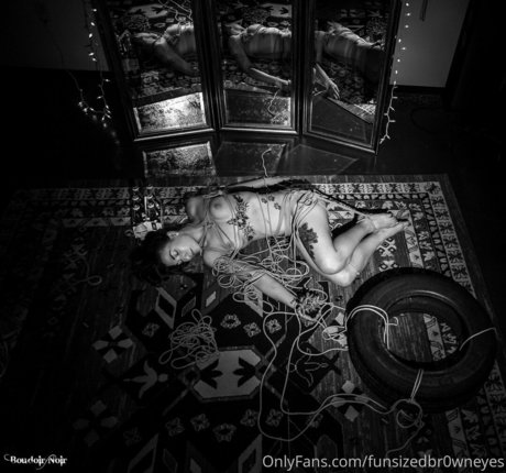 オタクガールオンリーファン 無料ポルノ 写真