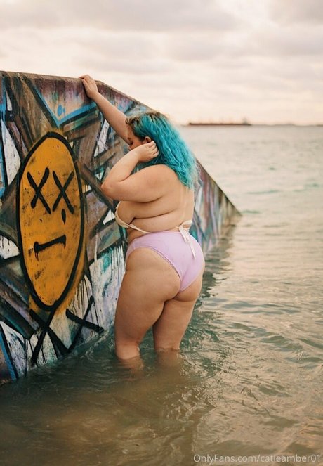 ティーンシーメールオンリーファンズ ポルノ 写真