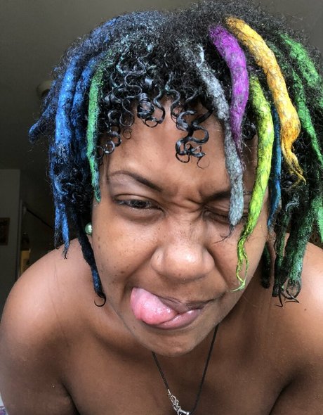 ポーグガールズオンリーファン 無料アダルト 画像