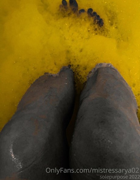 mistressarya02 ヌードのポルノスター ギャラリー