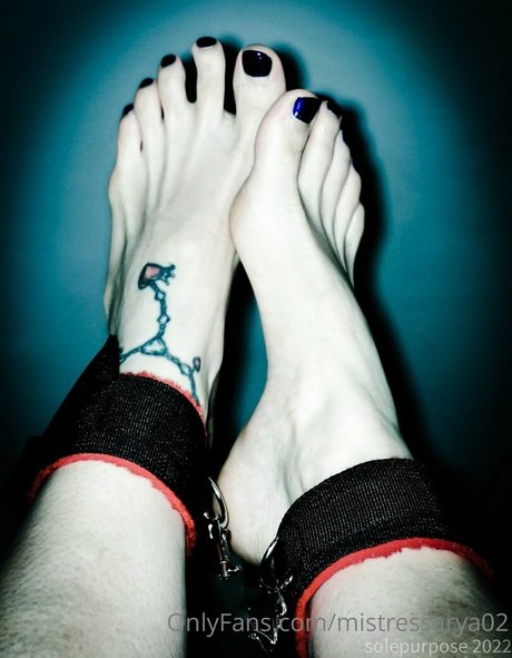 mistressarya02 セクシーなスター 写真