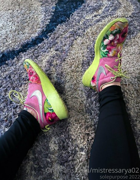 mistressarya02 ポルノスター 写真