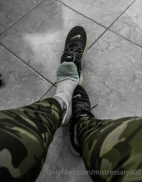 mistressarya02 アダルトモデル 写真