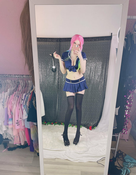 lealollyfree 最高のスター 写真