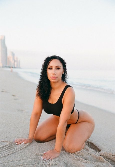 Jouleya Garcia 完璧なスター 写真