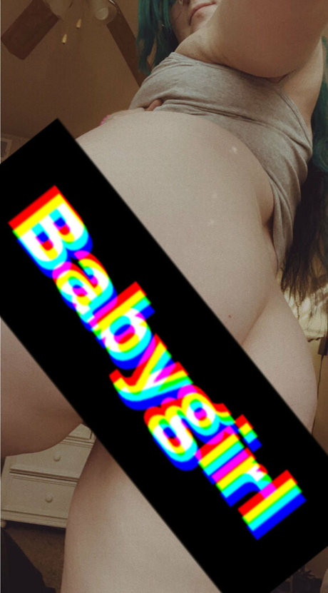 littlekittenn 裸モデル 写真