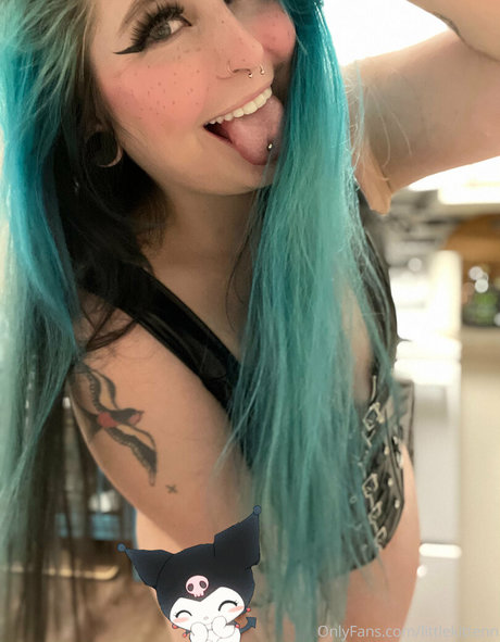 littlekittenn 美しい女優 写真