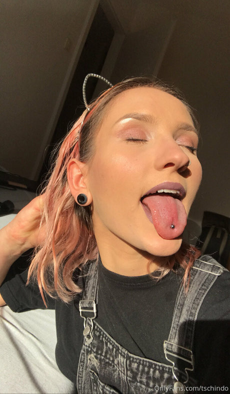 Jindo109 裸のスター 写真