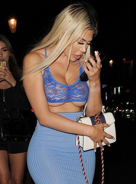 Chloe Ferry 独占モデル 画像