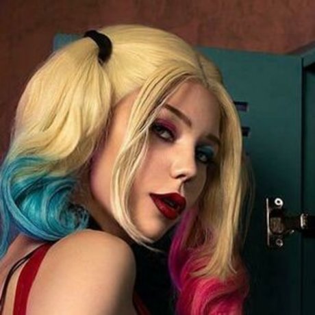 プールファックOnlyFans えろ 写真