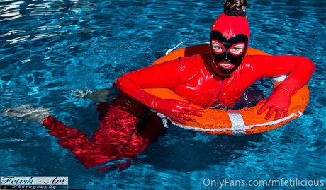 mfetilicious アートモデル ギャラリー