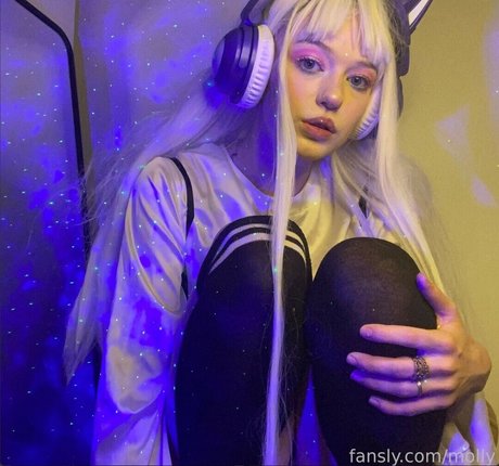 パフィーオンリーファンズ アートヌード 写真