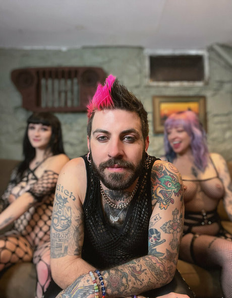 巨乳ティーンオンリーファンズ セックス 写真