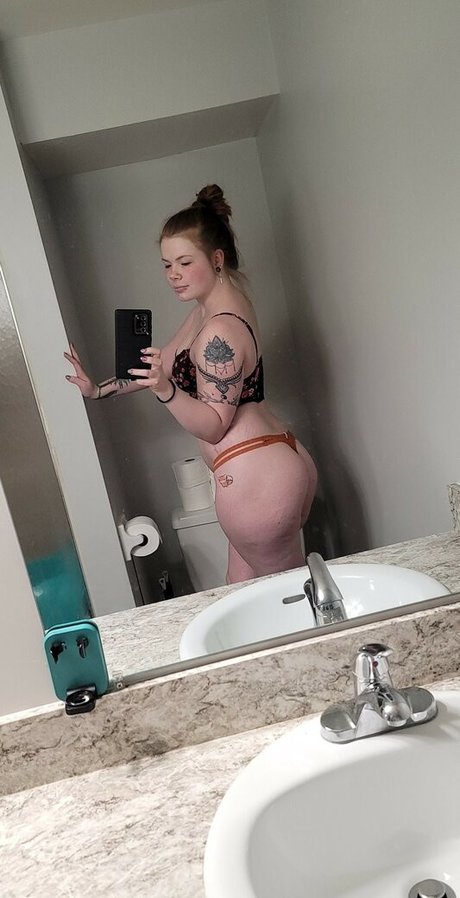 ママのアナルOnlyFans エロ 画像