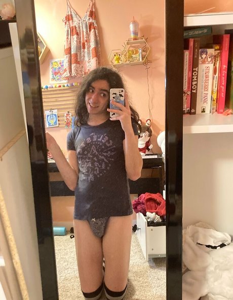 男性TikTokスターOnlyFans 無料エロ 画像