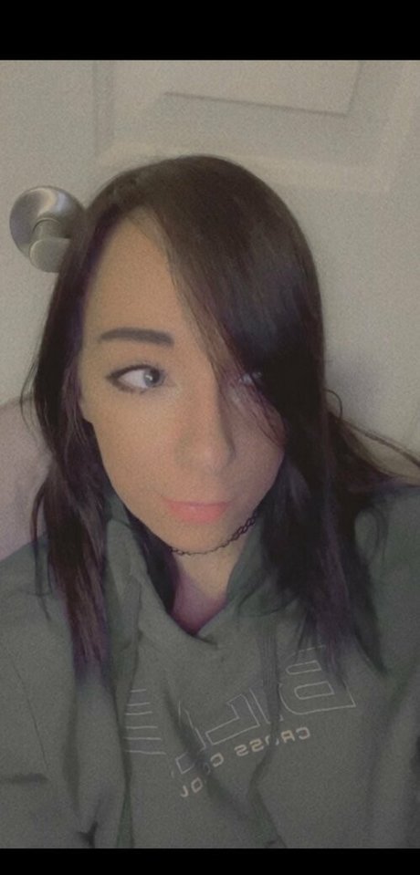 フェイシャルオンリーファンズ ホットポルノ 写真