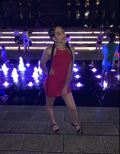 ricanbella 素敵なポルノスター 写真