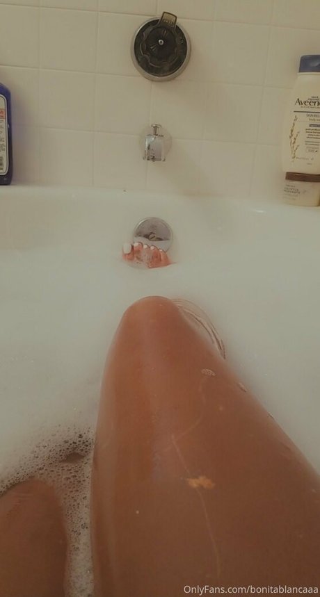 OnlyFansの普及 アダルト無料 写真