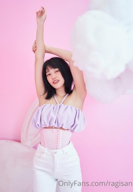 JOIティーンオンリーファンズ 無料エロ 画像