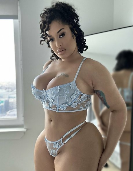 kristianaking 高品質女優 写真