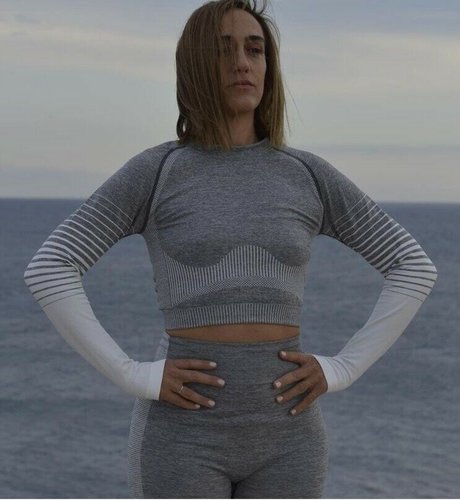 Dimitra Charilaou xxxモデル 画像