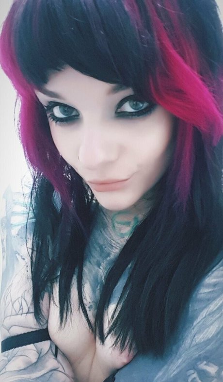 pixxigrrl ポルノスター 写真