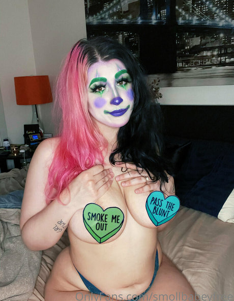 裸の熟女オンリーファンズ 無料裸 ギャラリー