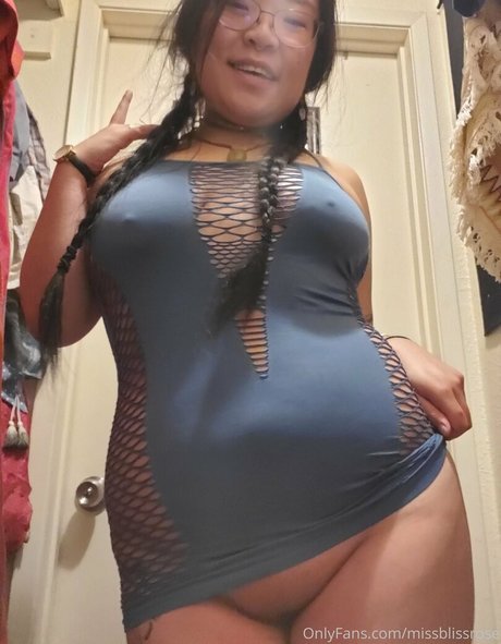 クーガーオンリーファンズ セクシーxxx 写真