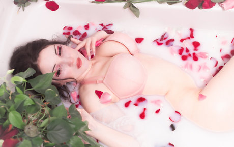 アジアンゴス オンリーファンズ ポルノ アーカイブ