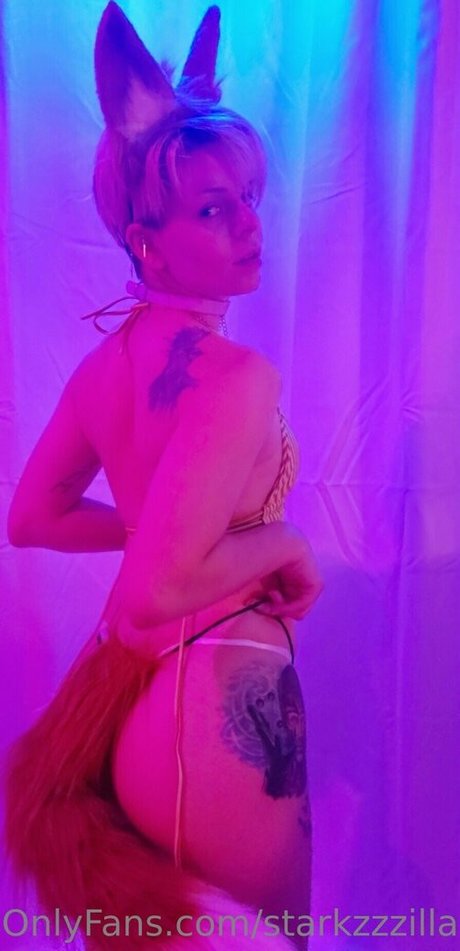 starkzzzilla ポルノスター ホット 写真