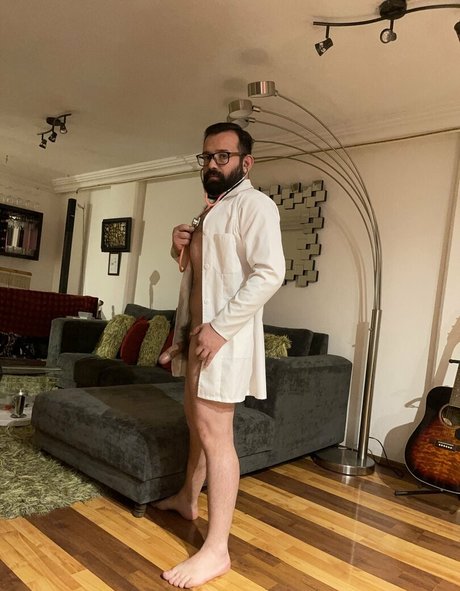 ティーンシーメールオンリーファンズ エロ 写真