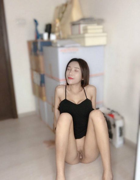 KK The Princess ヌードモデル 写真