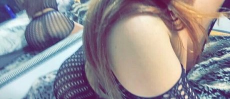 ヌード教師オンリーファンズ ホットセックス 写真