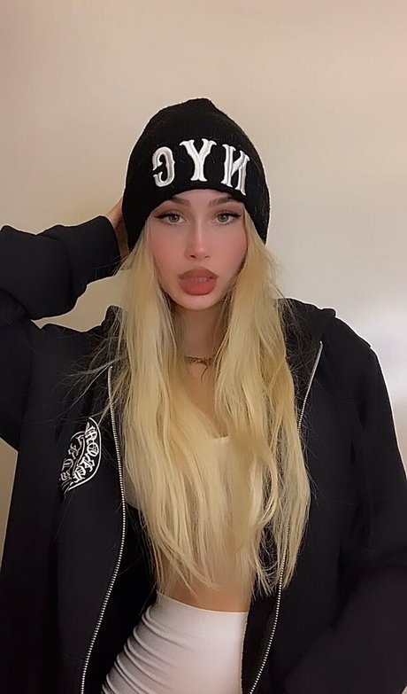 ママの足OnlyFans ポルノ ギャラリー