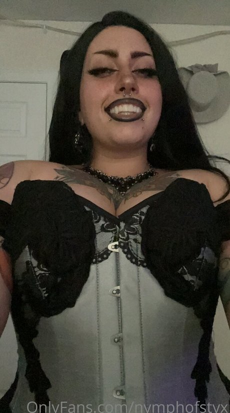 nymphofstyx 独占ポルノスター 写真