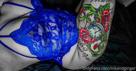 inkandginger ヌードのポルノスター 写真