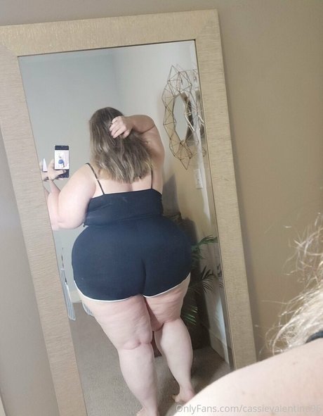 年配の熟女オンリーファンズ 限定 画像