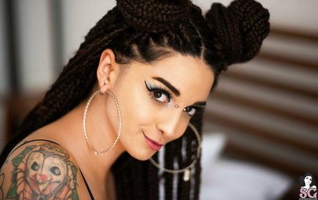 Deskicio Suicide ポルノスター 可愛い 写真