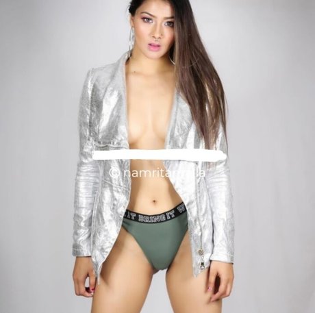 アジア人 BBC オンリーファンズ 無料 画像