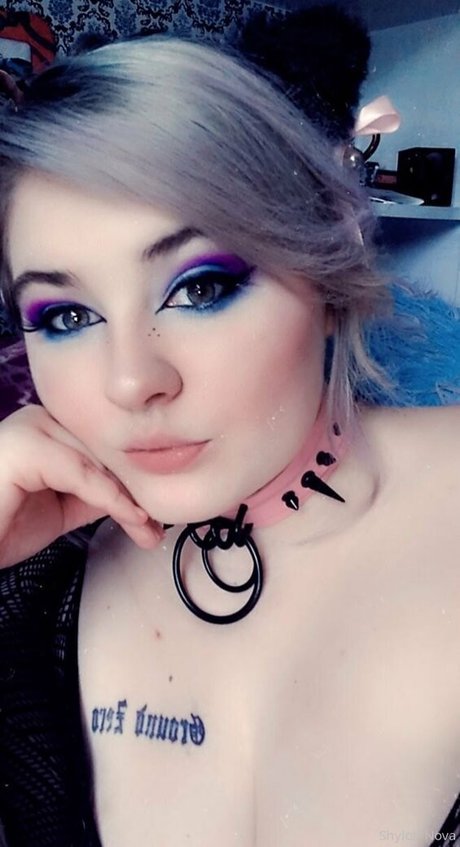 shylohnova ホットなポルノスター 画像