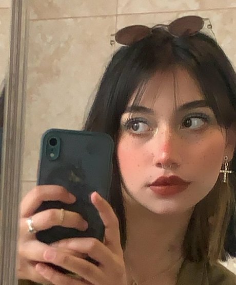 Tani Castaneda Bilder