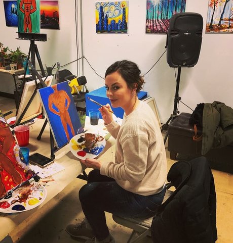 Lacey Chester 高品質のスター ギャラリー