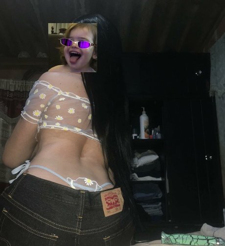 クーガーオンリーファンズ ホット裸 写真