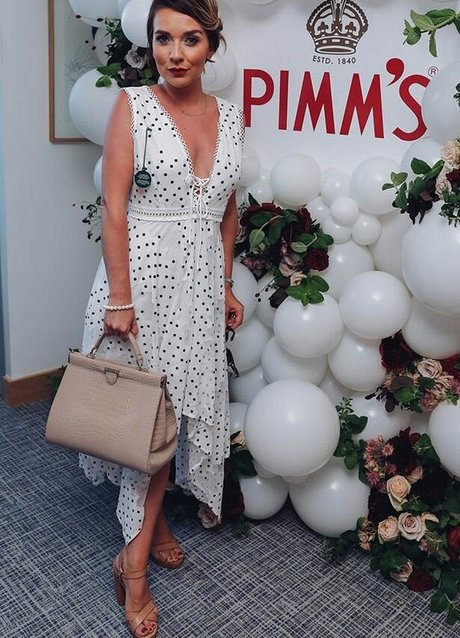 女装オンリーファン アートヌード 写真