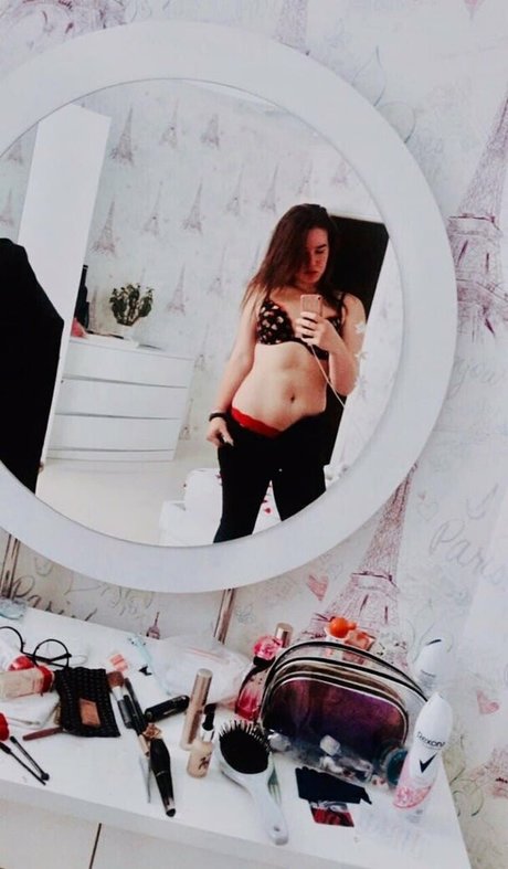 スマイルオンリーファンズ ホット ギャラリー